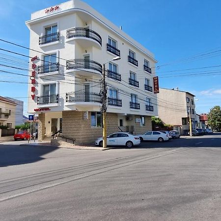 Hotel New Derby Κονστάντζα Εξωτερικό φωτογραφία