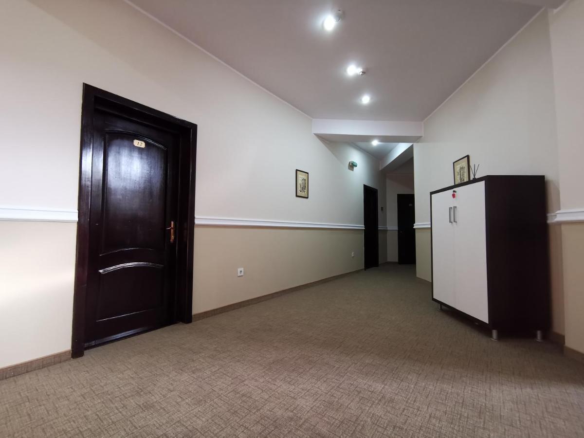 Hotel New Derby Κονστάντζα Εξωτερικό φωτογραφία