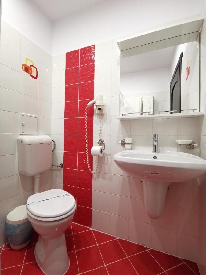 Hotel New Derby Κονστάντζα Εξωτερικό φωτογραφία